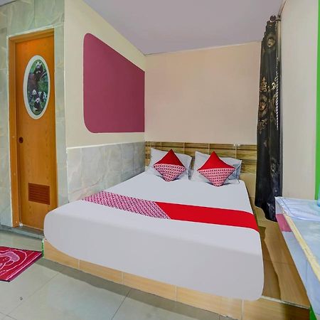 Oyo 90161 Hotel Lendosis Pipa Reja Angkatan 66 Palembang Eksteriør bilde
